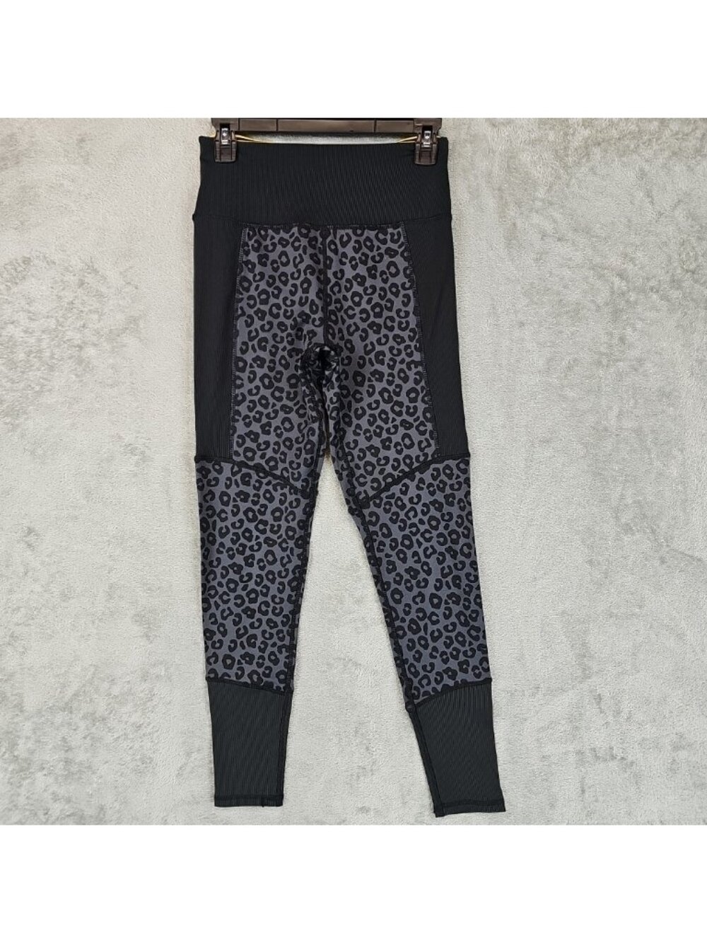 AQUA ATHLETIC Leggings Womens S Gray Leopard Print Ankle Yoga Athletic Stretch